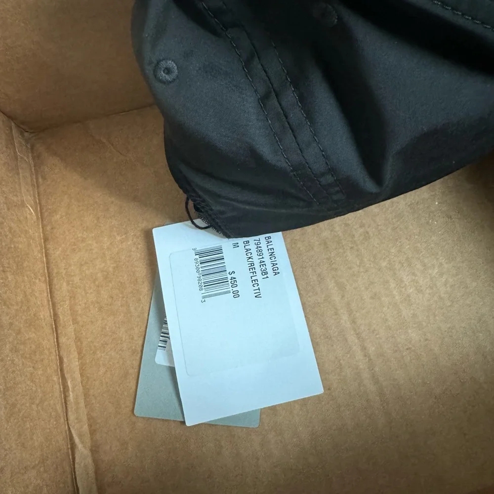 Balenciaga Black Cap - Picture 5 of 5